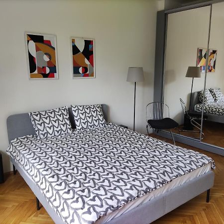 Park View, Close To River, Ac, Bauhaus Vibe, 2 Balconies Budapest Exterior photo